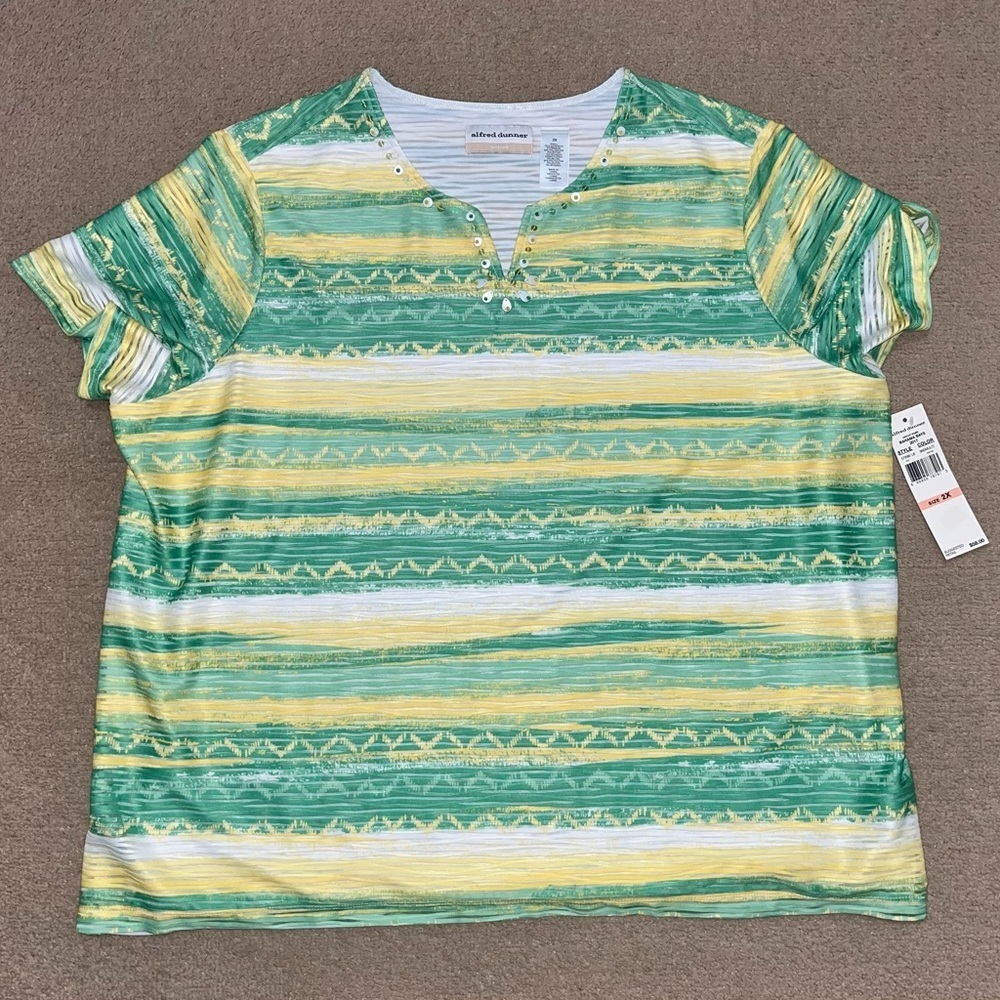 Alfred Dunner v-neck blouse